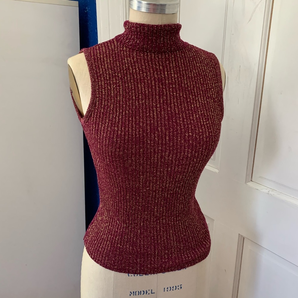 Magenta turtleneck with gold threading